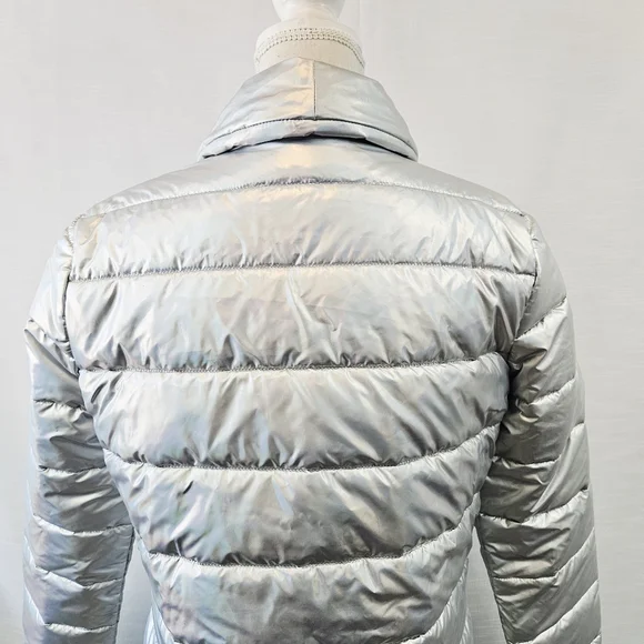 J. McLaughlin Holographic Silver Autumn Puffer Jacket size Small - Picture 8 of 12